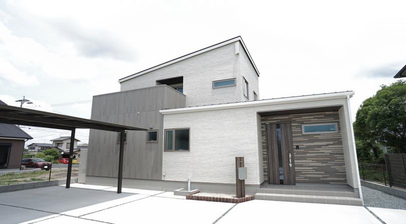 image 木目づかいを楽しむ2階建て<span>久留米市K様邸</span>
